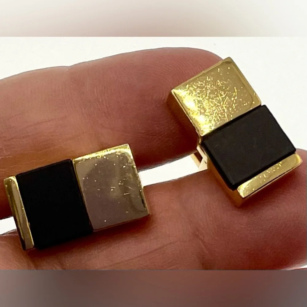 Vintage Signed Anson Gold Tone and Black Lucite Minimalist Cufflinks